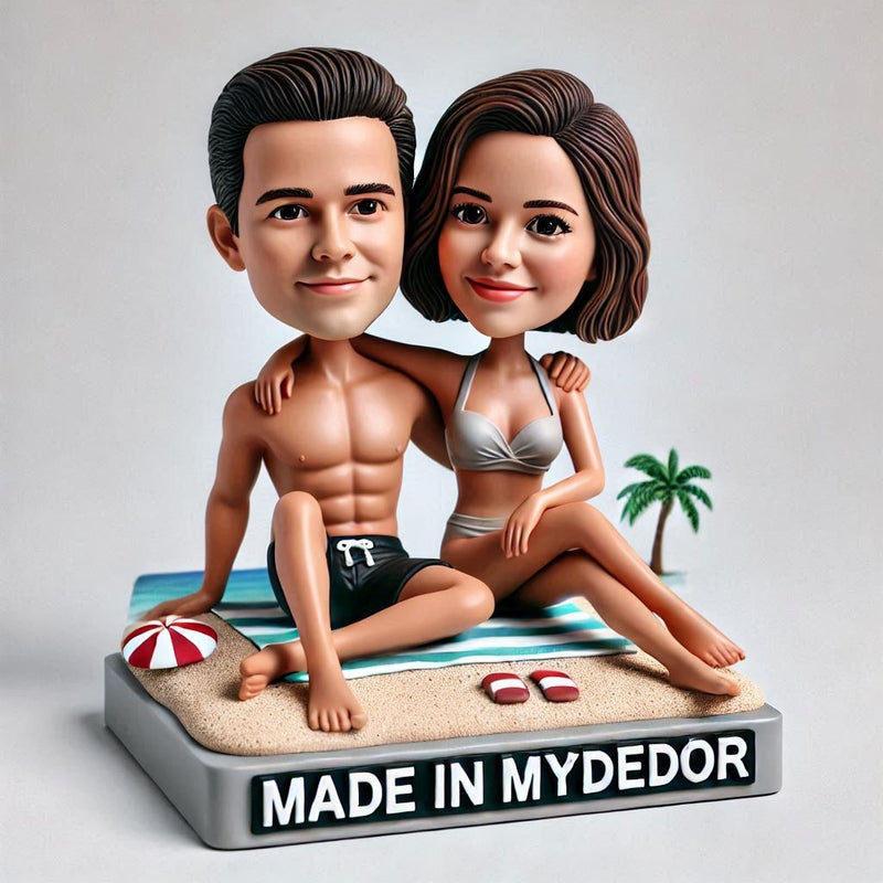 Beach holiday couple custom bobblehead doll (3）